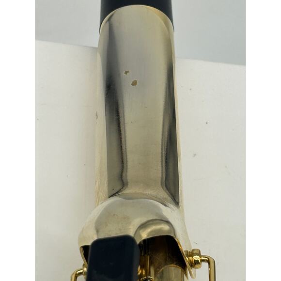 HOT TOOLS Professional 24K Gold Curling Iron, 1-1/4 inch, 430 F. - 1110 - Picture 2 of 3